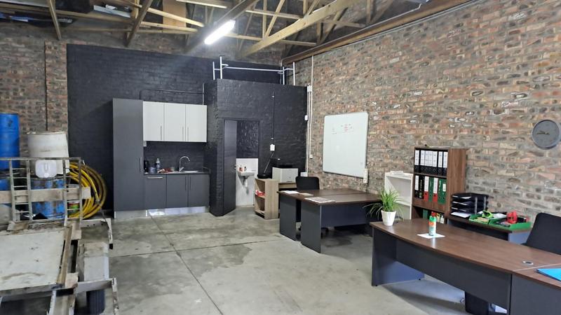 To Let commercial Property for Rent in Fairview Eastern Cape